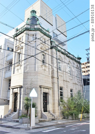 三条通りの旧日本生命京都支店ビル 88910138