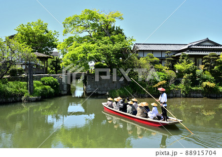 柳川市　掘割りのある風景　柳川城堀水門 88915704