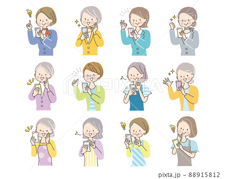 スマホを見て笑顔のミドル女性達のイラスト素材 88915812
