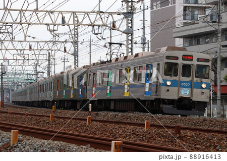 引退間際の東急田園都市線8500系（青帯：Bunkamura号） 88916413