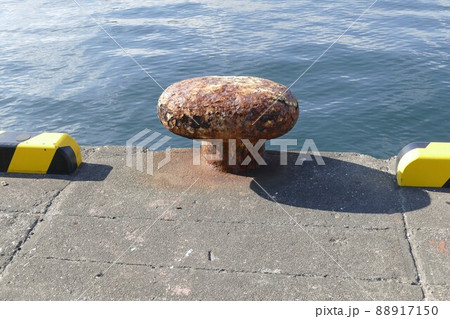 埠頭　横浜港（よこはまこう）神奈川県横浜市の東京湾岸　国際戦略港湾・京浜港（ハブ港） 88917150