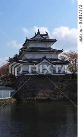 新発田城三階櫓（復元） 88917372