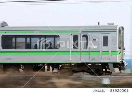 信越本線E127系（長岡⇔新潟） 88920001
