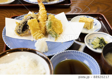 美味しい天ぷら定食 88920217