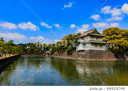 東京 千代田区 皇居外苑にある桜田巽櫓 東京 千代田区 皇居外苑にある桜田巽櫓 88929746