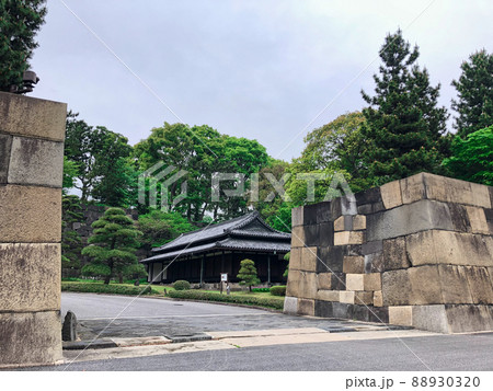 東京千代田区・皇居二の丸庭園の大番所 88930320