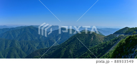 伊吹山から見た朝日に輝くパノラマ情景＠滋賀 88933549