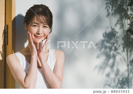 Cosmetically 88935935