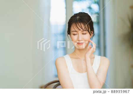 Cosmetically Cosmetically 88935967