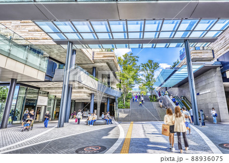 東京世田谷の都市風景　二子玉川駅 88936075