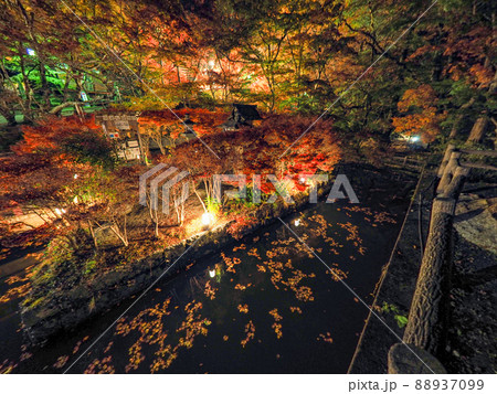 談山神社の紅葉ライトアップ 談山神社の紅葉ライトアップ 88937099