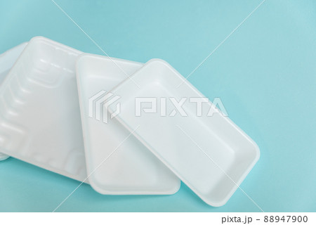 白い食品用トレー　リサイクルのイメージ 88947900