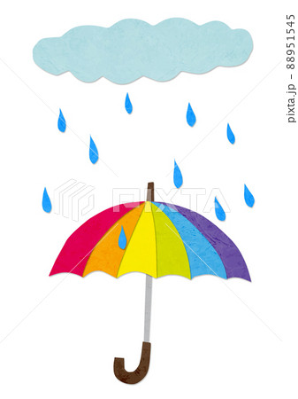 虹色の傘と雨　ペーパークラフト 88951545