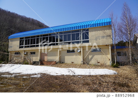 大滝村立北湯沢小学校（廃校） 88952968