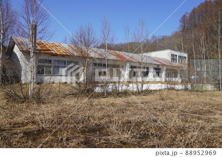 大滝村立北湯沢小学校(廃校) 大滝村立北湯沢小学校(廃校) 88952969