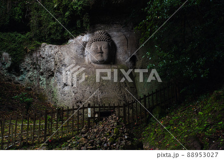 大分県の歴史ある仏像「熊野磨崖仏」 大分県の歴史ある仏像「熊野磨崖仏」 88953027