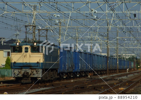 EF65-1119号機牽引の紙輸送貨物列車(3461列車)_2007/11/15撮影 88954210