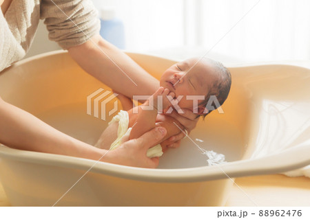 沐浴 新生児 1週 沐浴 新生児 1週 88962476