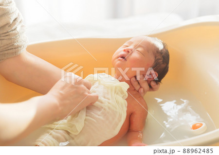 沐浴　新生児　1週 88962485