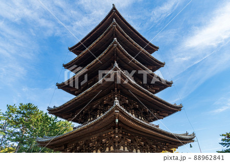 奈良 興福寺 五重塔 奈良 興福寺 五重塔 88962841