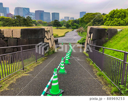 東京千代田区・旧江戸城本丸跡に残る天守台 東京千代田区・旧江戸城本丸跡に残る天守台 88969253