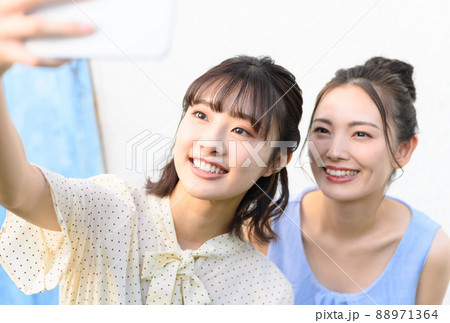 女性ポートレート 88971364