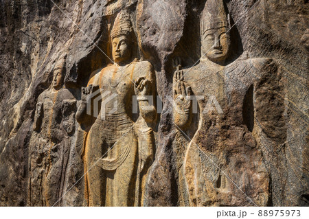 Statue on Sri Lanka 88975973