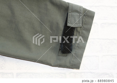 マジックテープがボロボロになったコート マジックテープがボロボロになったコート 88980845