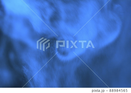 ブルー系の水蒸気イメージ (背景素材) ブルー系の水蒸気イメージ (背景素材) 88984565