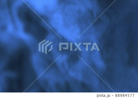 ブルー系の水蒸気イメージ　(背景素材) 88984577