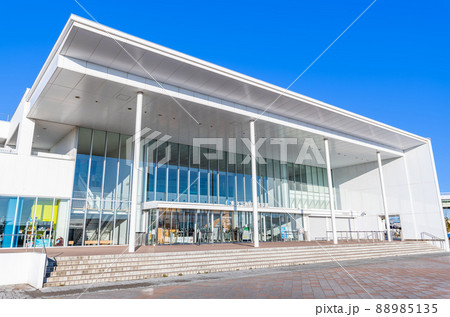 宮城県仙台市　快晴のうみの杜水族館 88985135