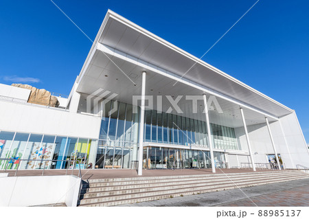 宮城県仙台市　快晴のうみの杜水族館 88985137