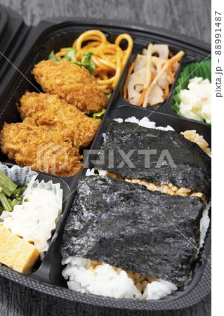 美味しいカキフライ海苔弁当 美味しいカキフライ海苔弁当 88991487