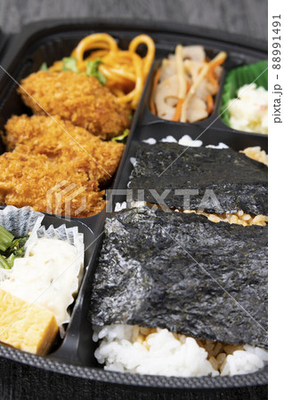 美味しいカキフライ海苔弁当 美味しいカキフライ海苔弁当 88991491