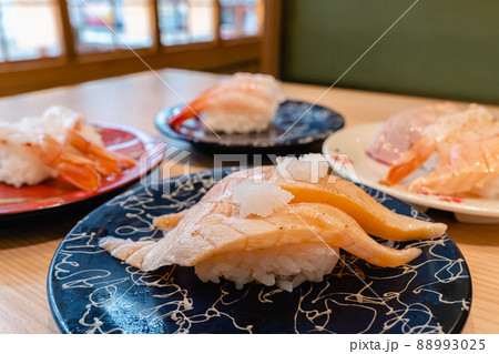 一人回転寿司　あぶりサーモン 88993025