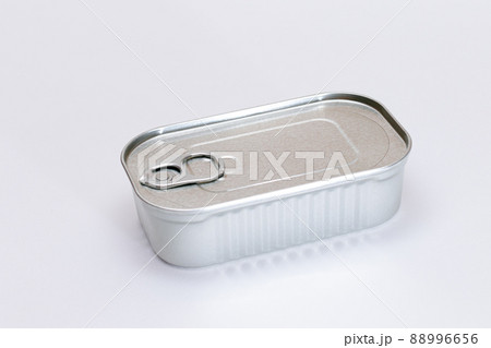 Unopened Tin Can with Blank Edge on White Background Unopened Tin Can with Blank Edge on White Background 88996656