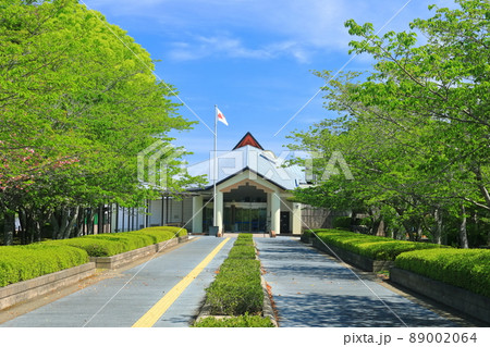 【鹿児島県】快晴下の知覧特攻平和会館(知覧平和公園) 【鹿児島県】快晴下の知覧特攻平和会館(知覧平和公園) 89002064