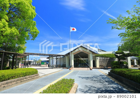 【鹿児島県】快晴下の知覧特攻平和会館（知覧平和公園） 89002101