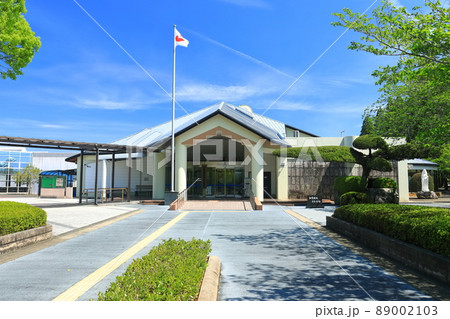 【鹿児島県】快晴下の知覧特攻平和会館（知覧平和公園） 89002103