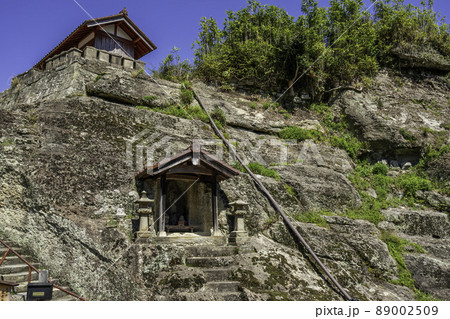 石見銀山大森町並み　観世音寺　一畑薬師石碑　島根県大田市 89002509