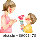 カーネーションを贈る子供と喜ぶ母親のイラスト【母の日】 89006478