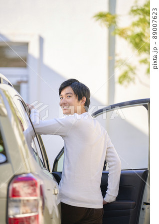 運転　男性 89007623