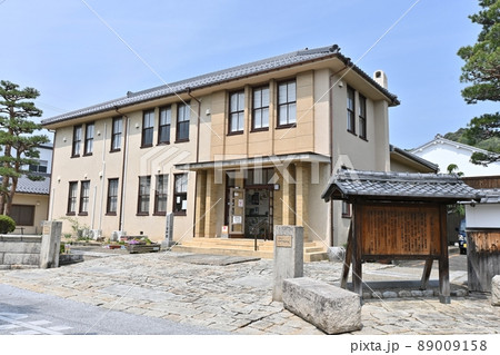 近江八幡市立郷土資料館 89009158