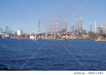 鹿島港の製鉄所の景色 鹿島港の製鉄所の景色 89011485