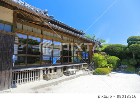 【鹿児島県】快晴下の知覧武武家屋敷(西郷恵一郎邸庭園) 【鹿児島県】快晴下の知覧武武家屋敷(西郷恵一郎邸庭園) 89013516