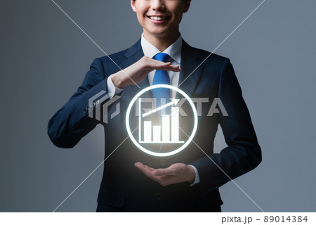 若いビジネスマン　コンサルタントイメージ 89014384