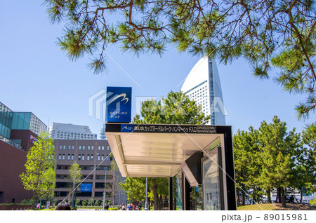 横浜ベイサイドブルー　ハンマーヘッド入口停留所 89015981