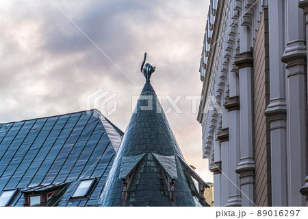 ラトビア　リガ　旧市街地　猫の家 89016297