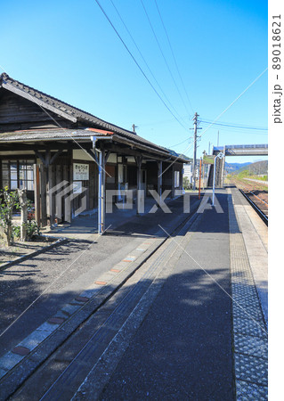 木造駅舎・厳木駅 木造駅舎・厳木駅 89018621