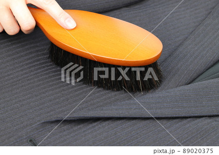 洋服ブラシ（スーツのお手入れ） 89020375